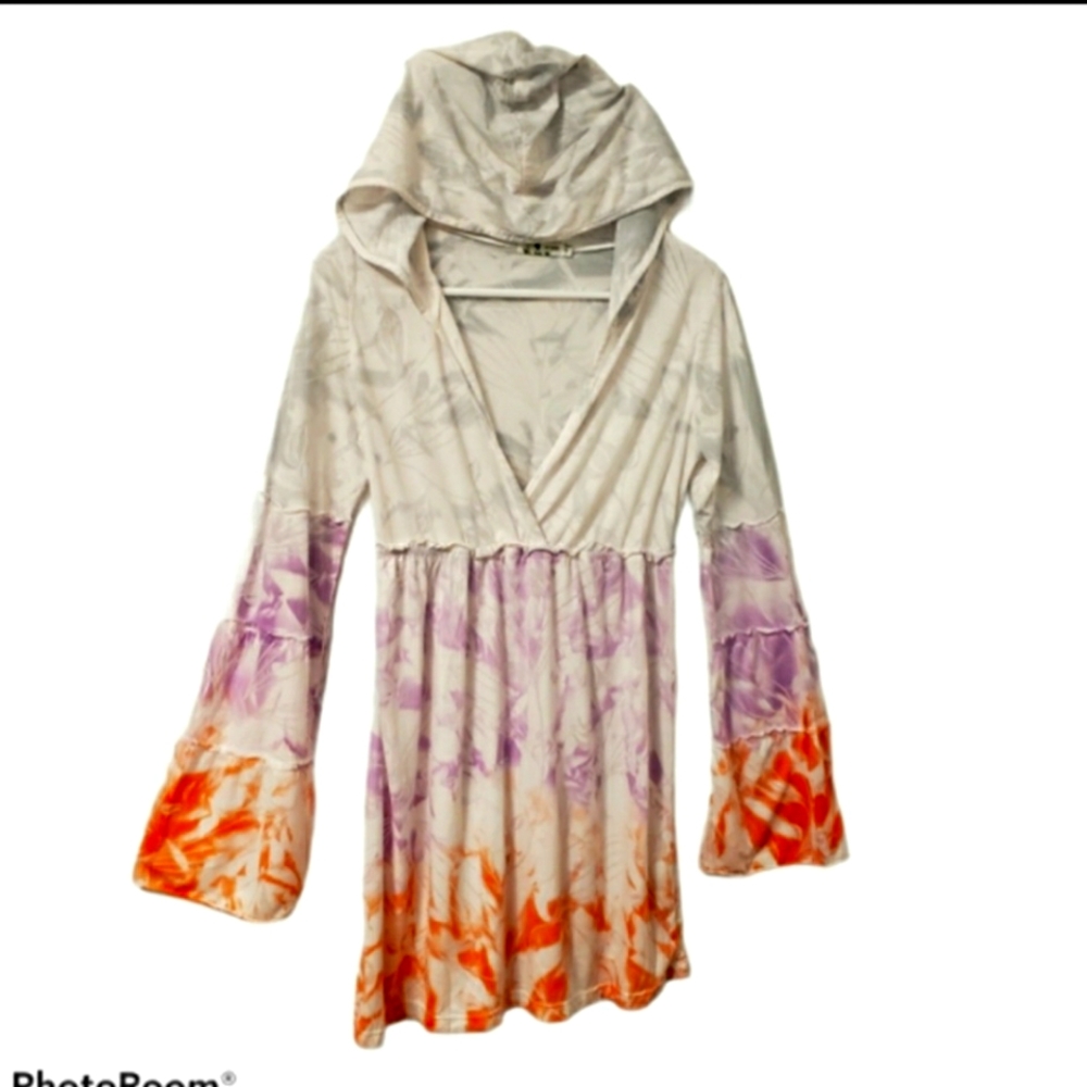 Avani small beautiful lightweight cover up w/hood. 070